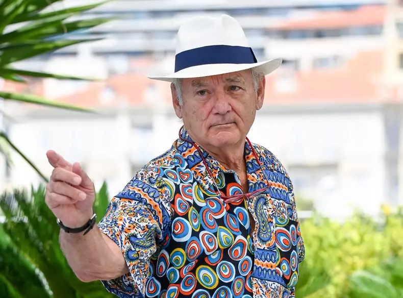 Cum arată iubita lui Bill Murray. Este cu 29 de ani mai tânără decât actorul din „Vânătorii de fantome”