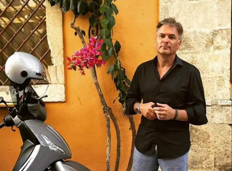 mircea radu, vacanta in creta
