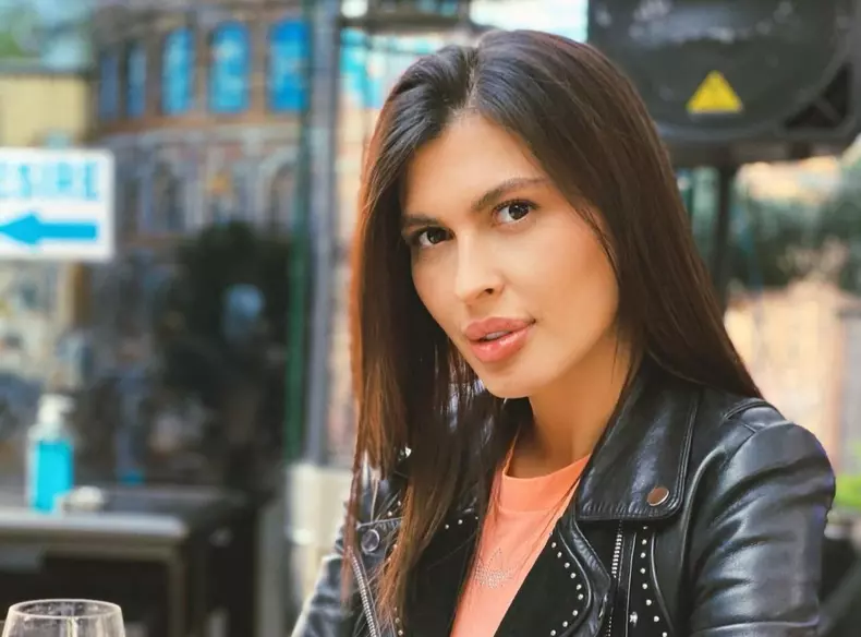 madalina-pamfile-este-concurenta-la-bravo-ai-stil-celebrities-crop-1627458056