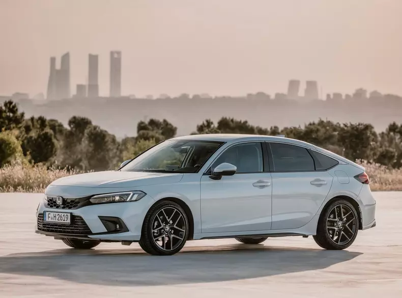 2023 Honda-Civic_eHEV_EU-Version-2023-1600-01