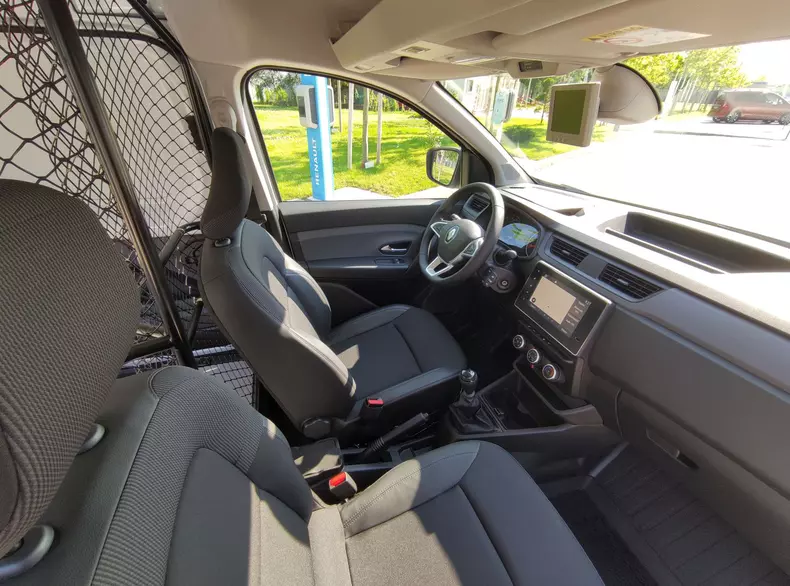 Renault Express Van 002