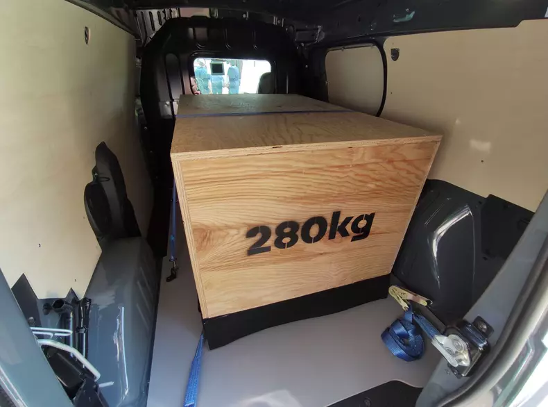 Renault Express Van 009