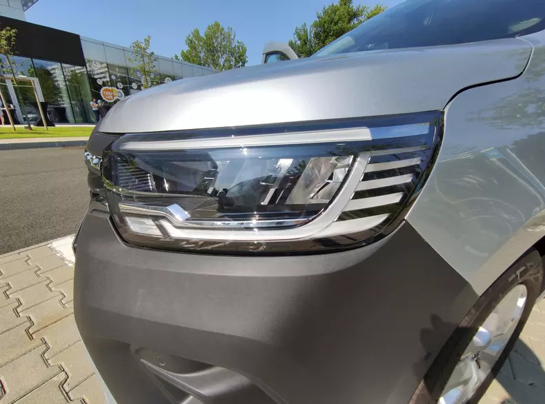 Renault Kangoo Van 001