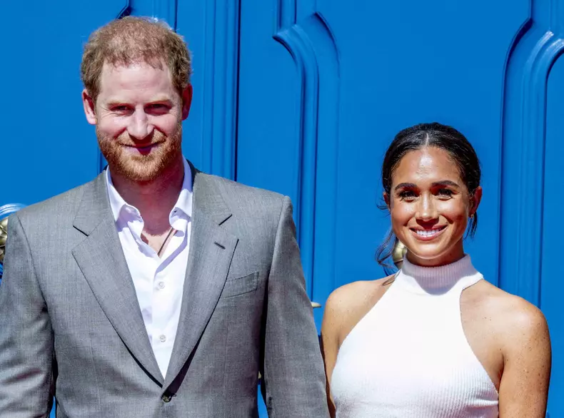 De ce vor Prințul Harry și Meghan Markle să amâne lansarea serialului lor de pe Netflix. Decizia luată după moartea reginei