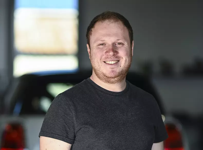 P90455969_highRes_racing-mimi-evo-2022