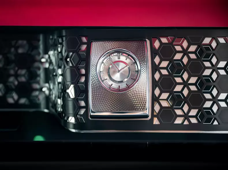 Rolls-Royce-Phantom_Series_II-2023-1600-65