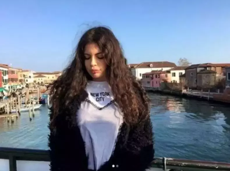 in7