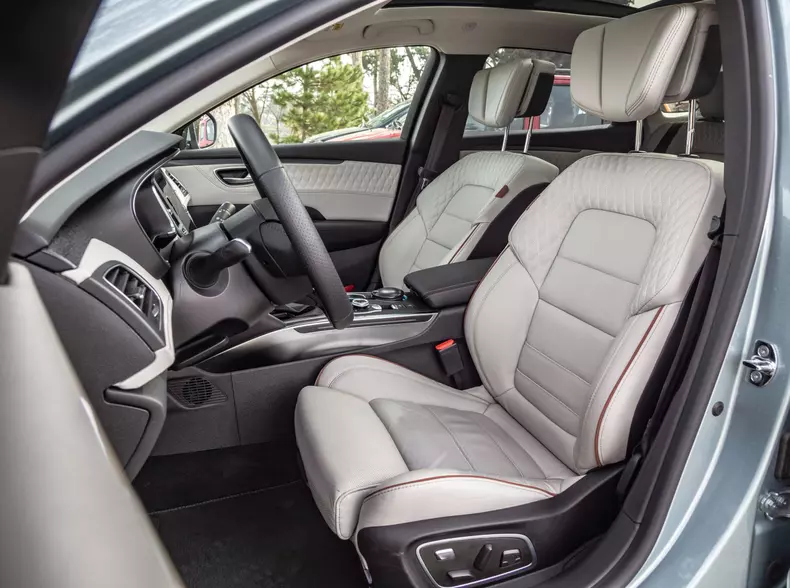 Renault Talisman 020