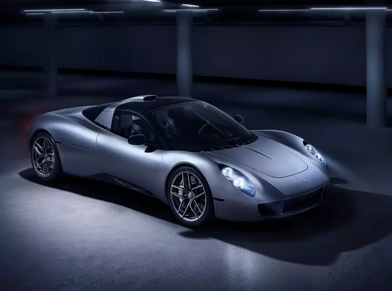 Gordon_Murray-T.33-2024-1600-02