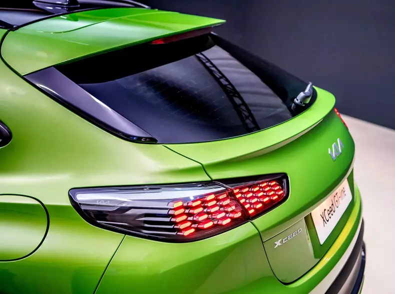 Kia-XCeed-2023-1600-1b