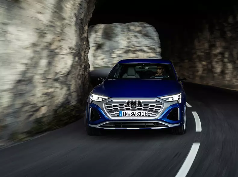 Audi SQ8 Sportback e-tron quattro