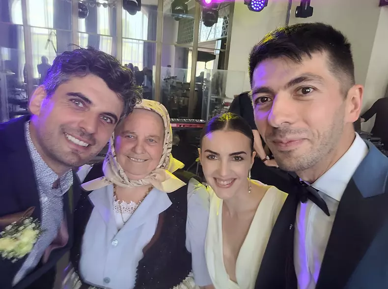 Mircea-Bravo-s-a-casatorit-Primele-imagini-de-la-nunta-celebrului-vlogger-8