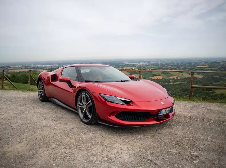 201_ultimatesupercar_0016