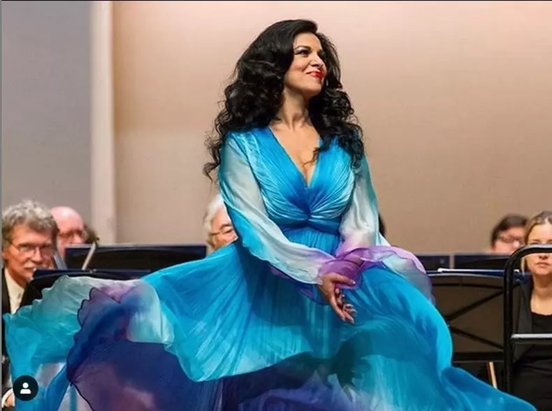 Angelagheorghiusiiubitul3