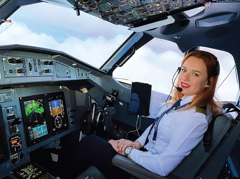 simona-pilot