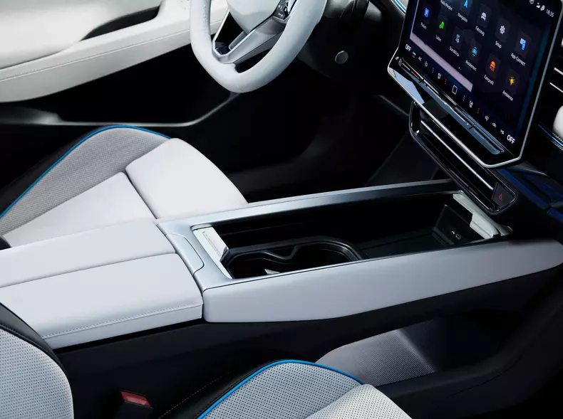 Volkswagen-ID.7-2024-1600-38