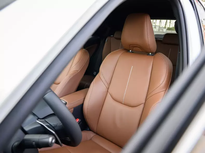 Lexus-LBX-2024-1600-a8