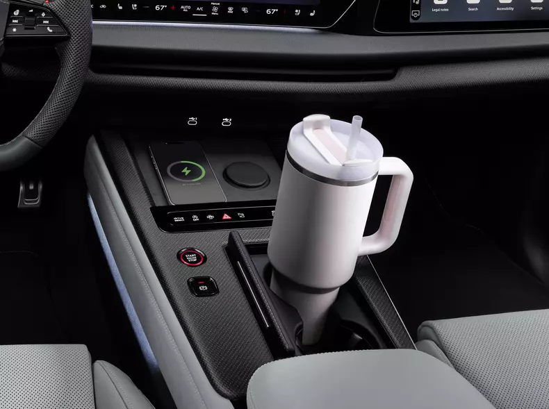 Audi Q9 SUV