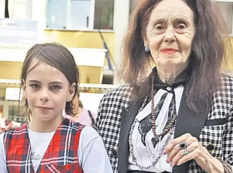 Adriana Iliescu si fiica ei, Eliza