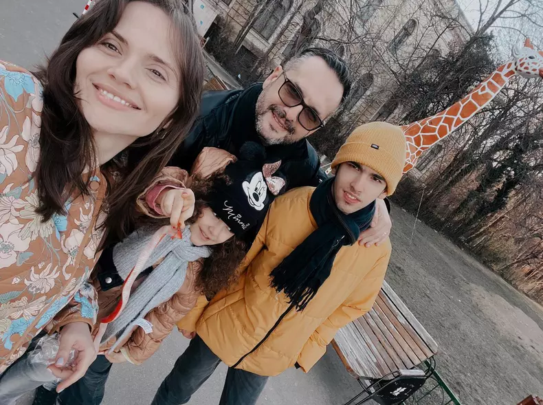 cristina-siscanu-madalin-ionescu-bani-1