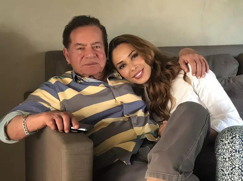 iulia vantur si tatl lui salman khan salim khan