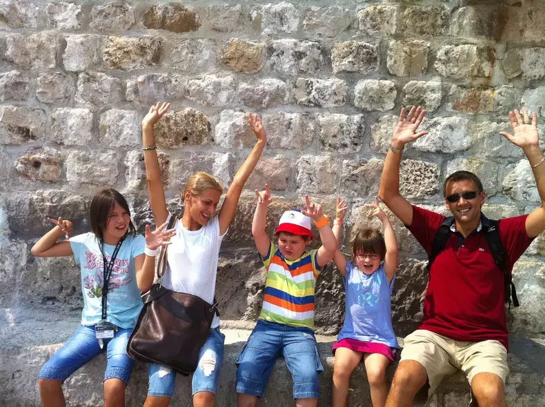 si-au-facut-o-familie-frumoasa