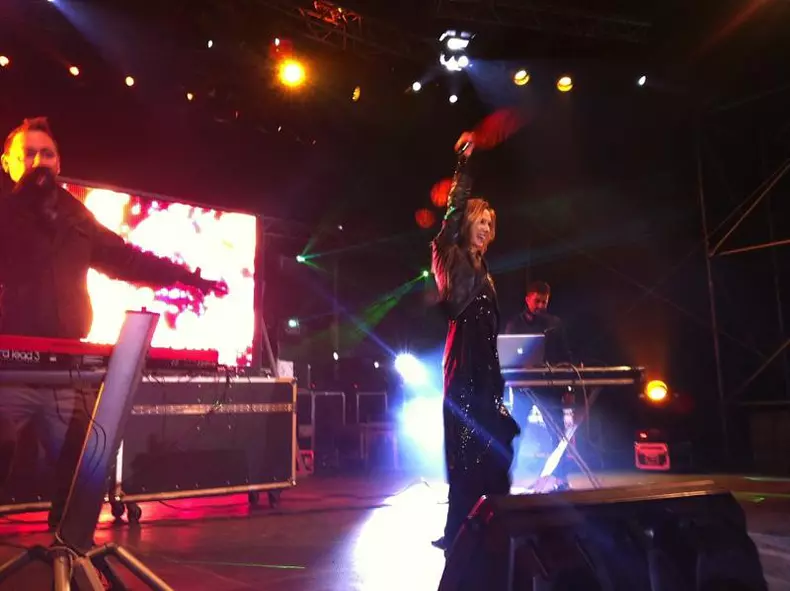 5_adela_popescu_revelion.jpg