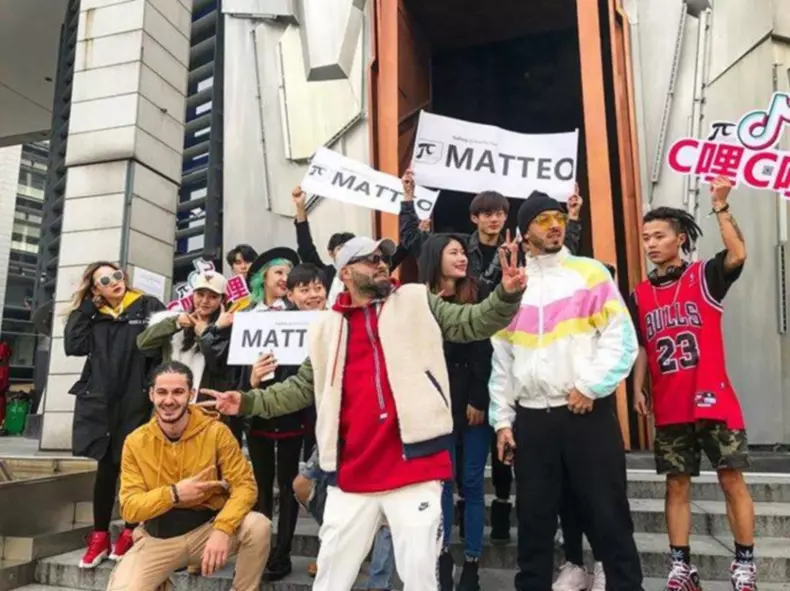 Matteo rege in Asia cinci