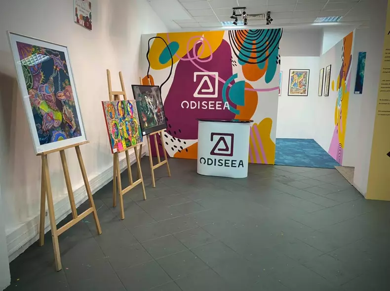 Odiseea-Tanarului-Artist-expozitie-2021