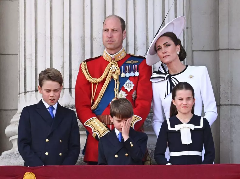 London, UK. June 15th, 2024.The Princess of Wales, The Prince of Wales, Prince George, Princess Charlotte and Prince Louis appear on the balcony of Buckingham Palace at Trooping the Colour, London. Credit: Doug Peters/EMPICS/Alamy Live News