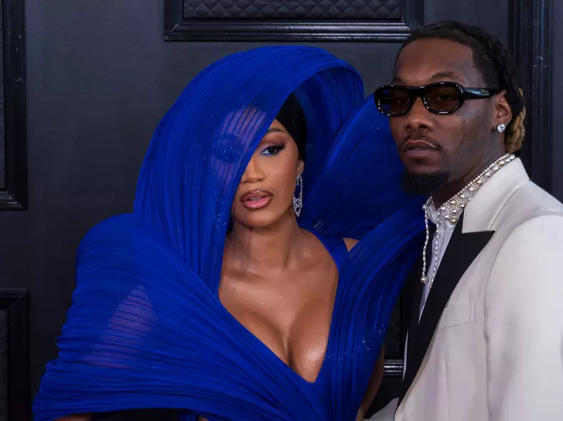 Cardi B este încărscinată pentru a treia oară 