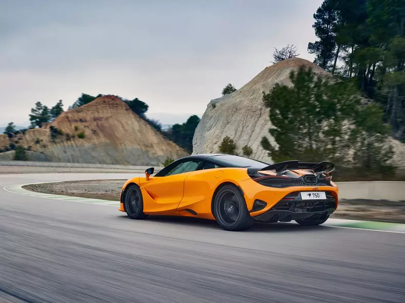 McLaren-750S-2024-1600-14