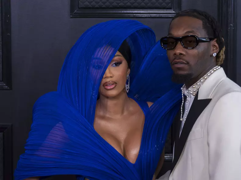 Cardi B este încărscinată pentru a treia oară 