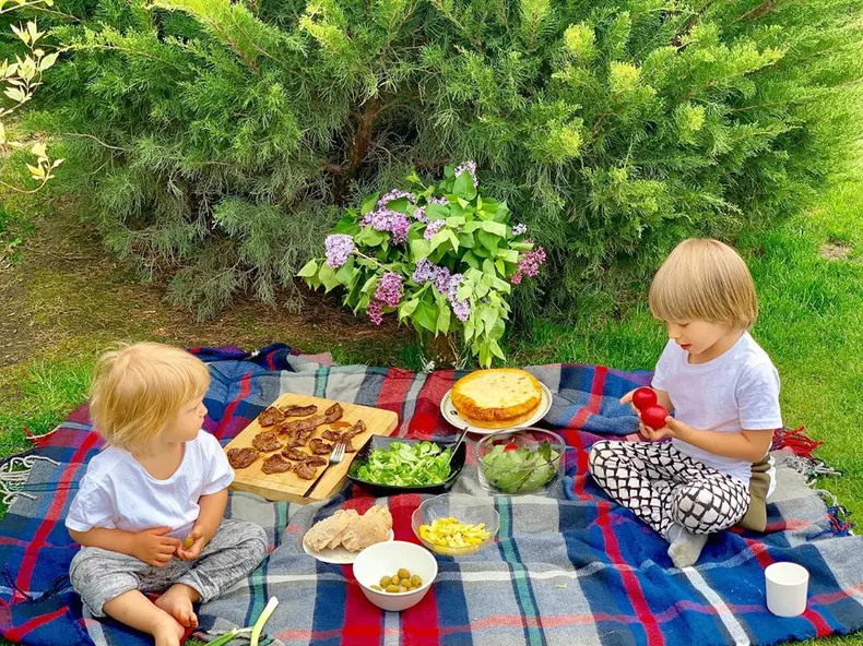 93662509_233199651092562_5590127024236153255_n