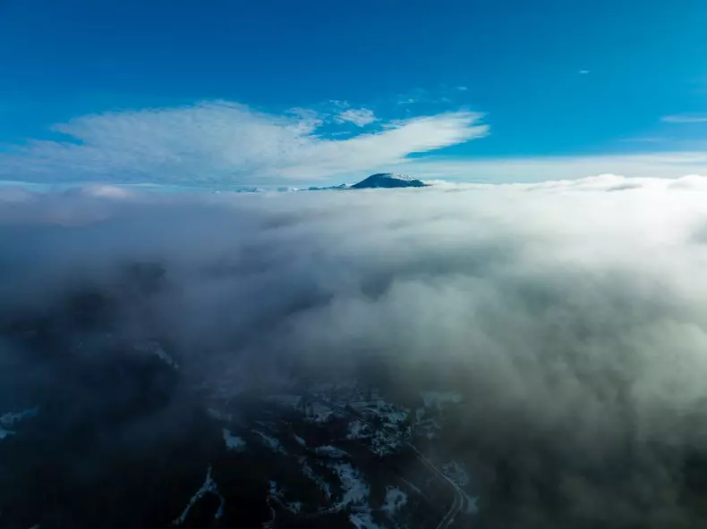 ROventura, 11 februarie 2023. Călătorie fascinantă prin Munții Retezat, spre perla de gheață a Hunedoarei