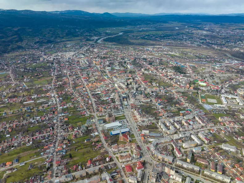 ROventura, 29 aprilie 2023. Sighetu Marmației, frumusețea unică din Nordul țării