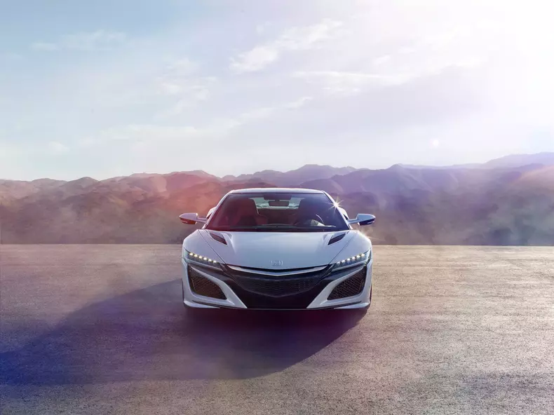 HONDA NSX CASINO WHITE