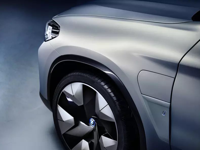bmwi3X15