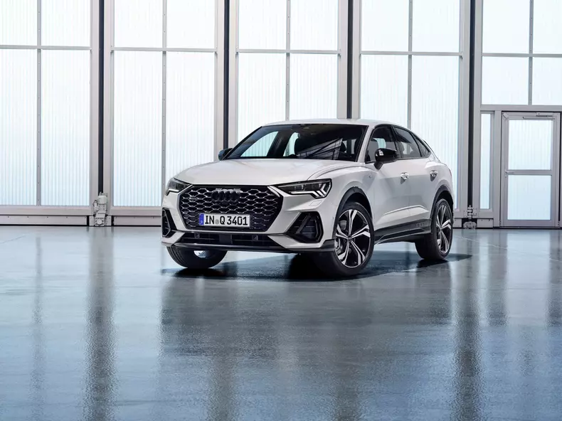 Audi Q3 Sportback 18