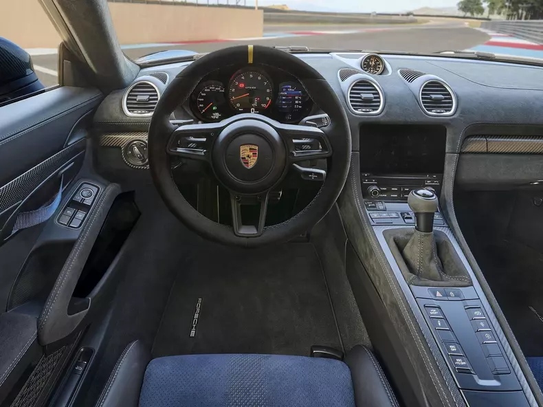 Porsche-718_Cayman_GT4_RS-2022-1600-28