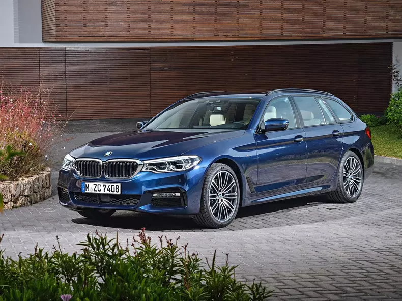 BMW-5-Series_Touring-2018-1600-05