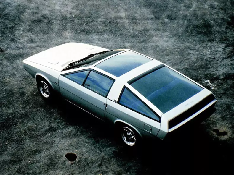 z1974-hyundai-pony-coupe_02