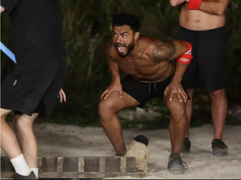 Jador-si-a-jignit-coechipiera-„Esti-o-balena-3