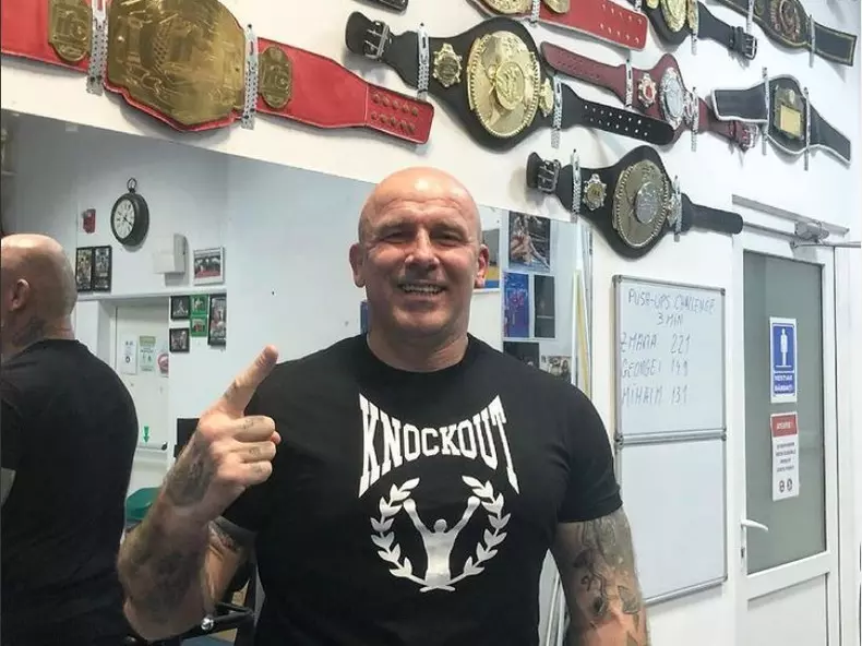 cine-este-catalin-zmarandescu-crop-1640345252