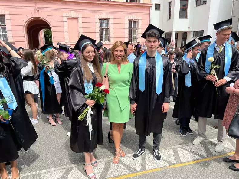 Carmen Iohannis cu elevii sai