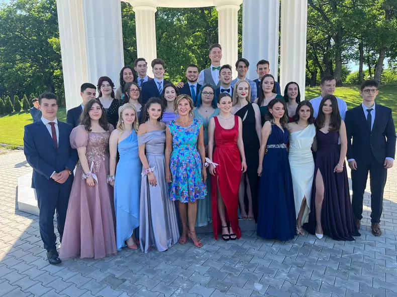 290847301_2214789325336348_8255804996784739470_n