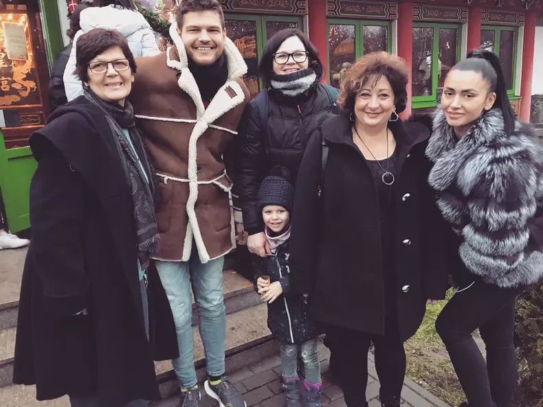 Cum-a-reactionat-mama-lui-Razvan-Botezatu-cand-fiul-ei-i-a-spus-ca-este-gay-5