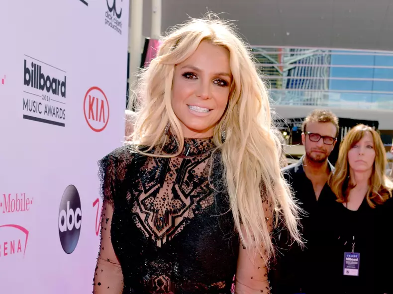 2016 Billboard Music Awards - Red Carpet