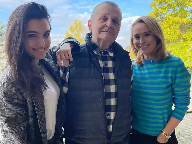 tata-andreea-esca