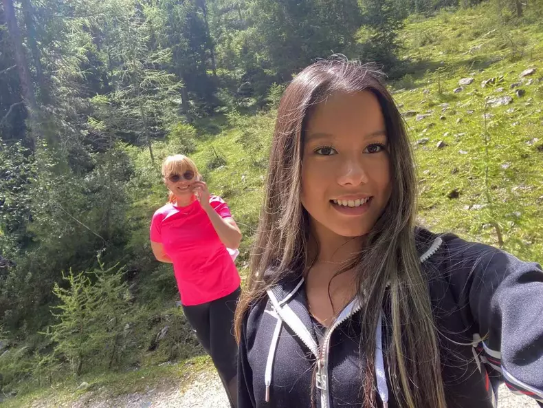 Mariana-fosta-sotie-reghe-8